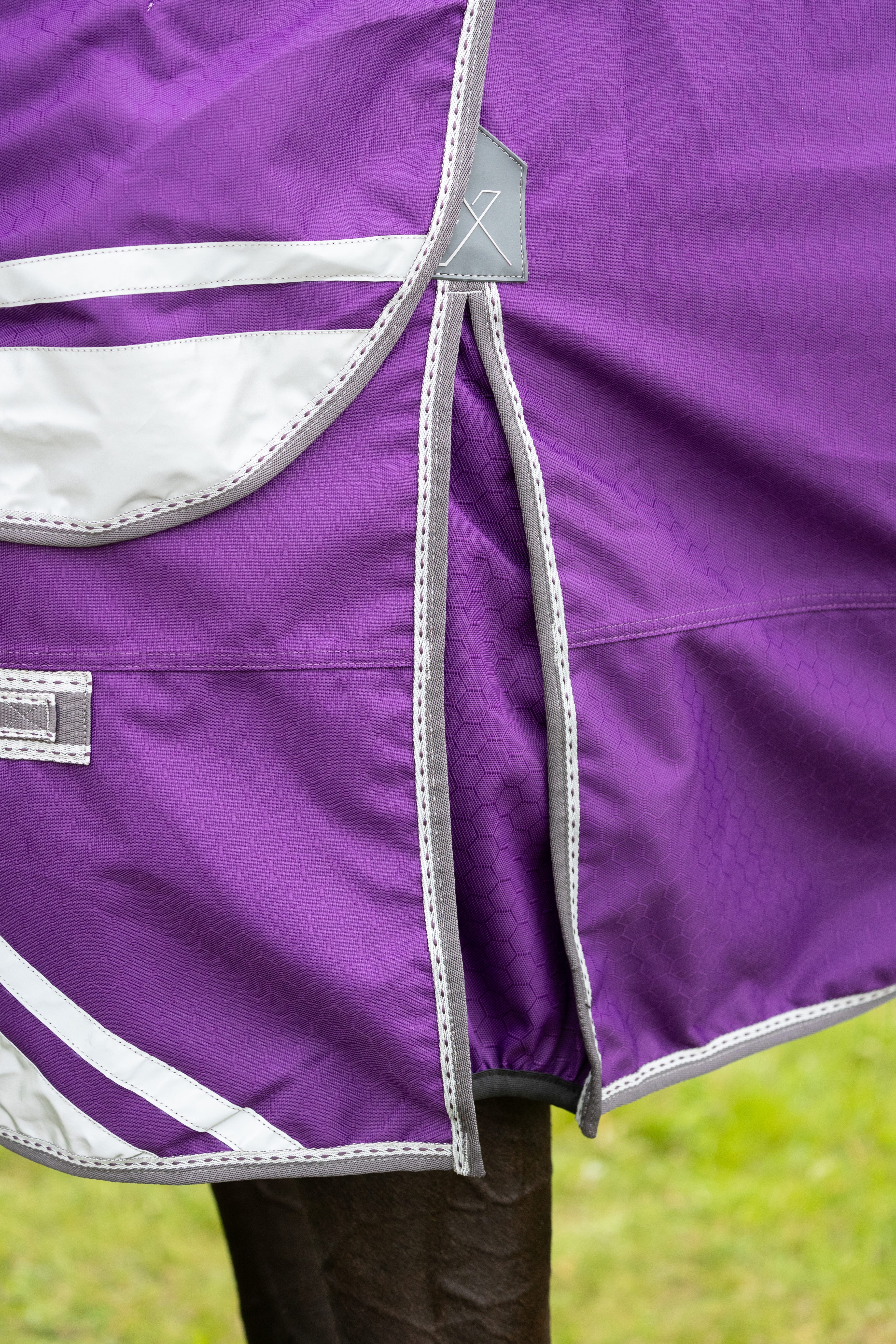 DefenceX Shield 0g Turnout Rug with Detachable Neck image 6